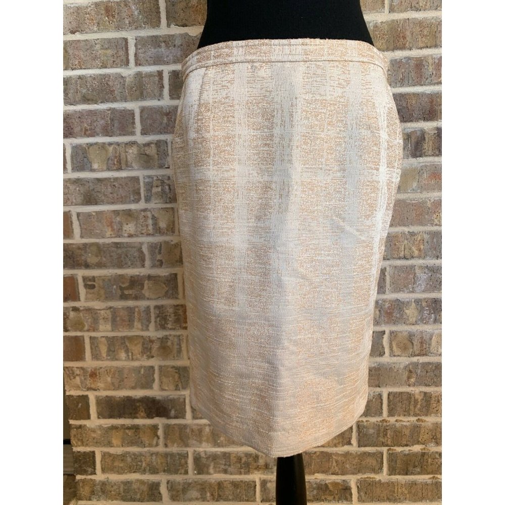 Tory Burch Women's classic tweed and Jacquard pink textured pencil skirt size 8